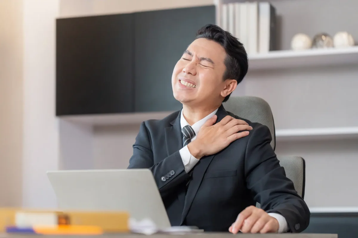 Mental Burnout? Thai Massage Helps There Too